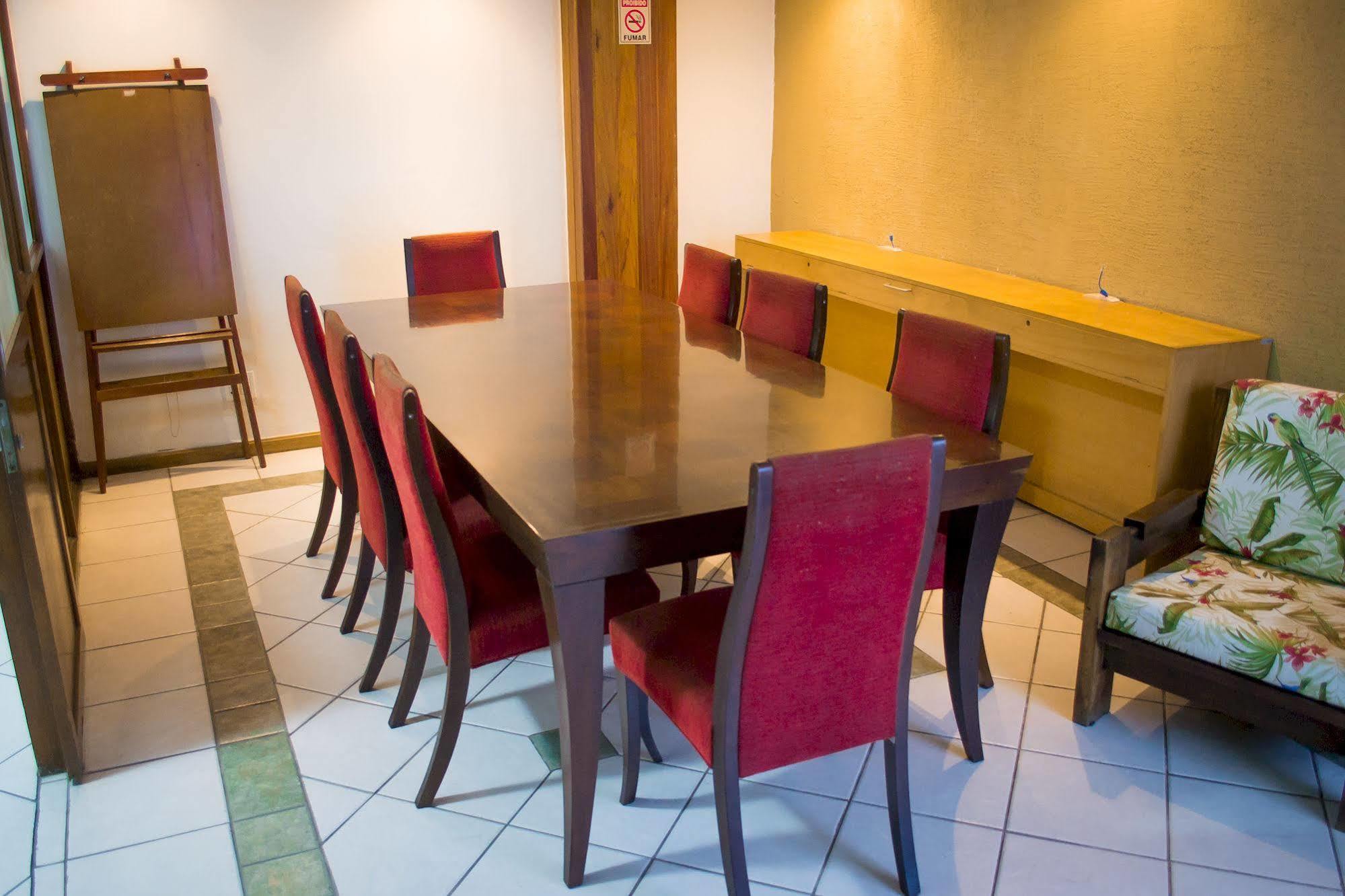 Colossi Hotel ปอร์โตอัลเลเกร ภายนอก รูปภาพ